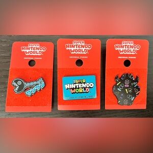 Super Nintendo World Pins Set